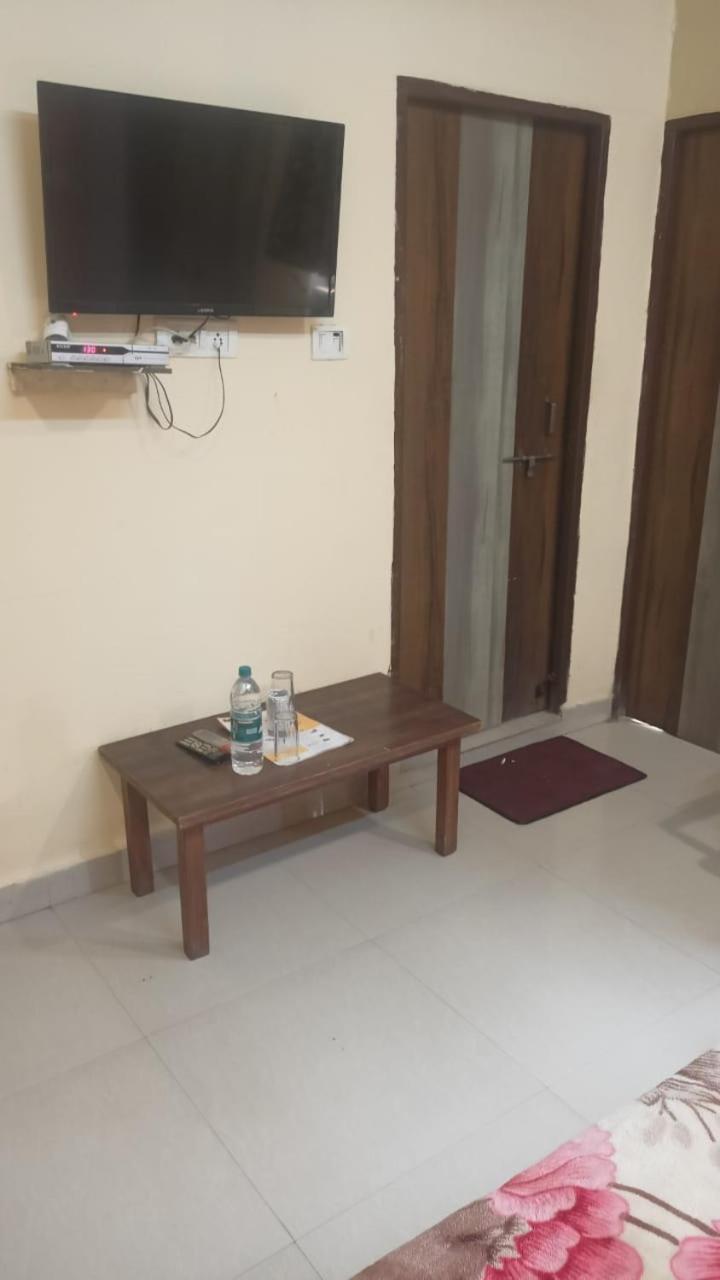Hotel Shyam Utsav Mirzāpur 외부 사진